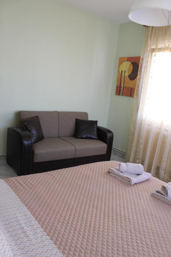 Comfortable Apartment In The Center Of Alexandroupolis Exterior photo